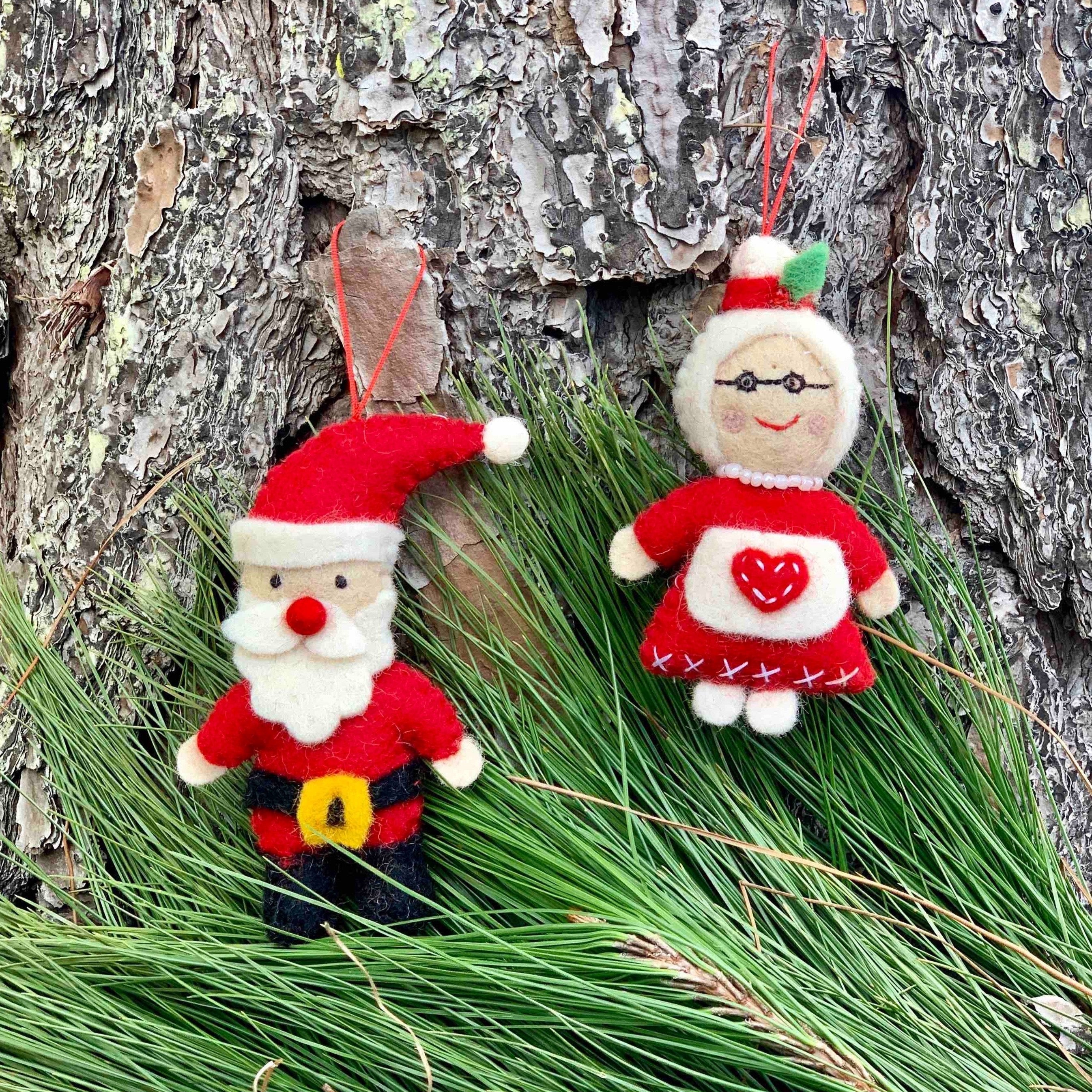 Claus Couple Ornaments
