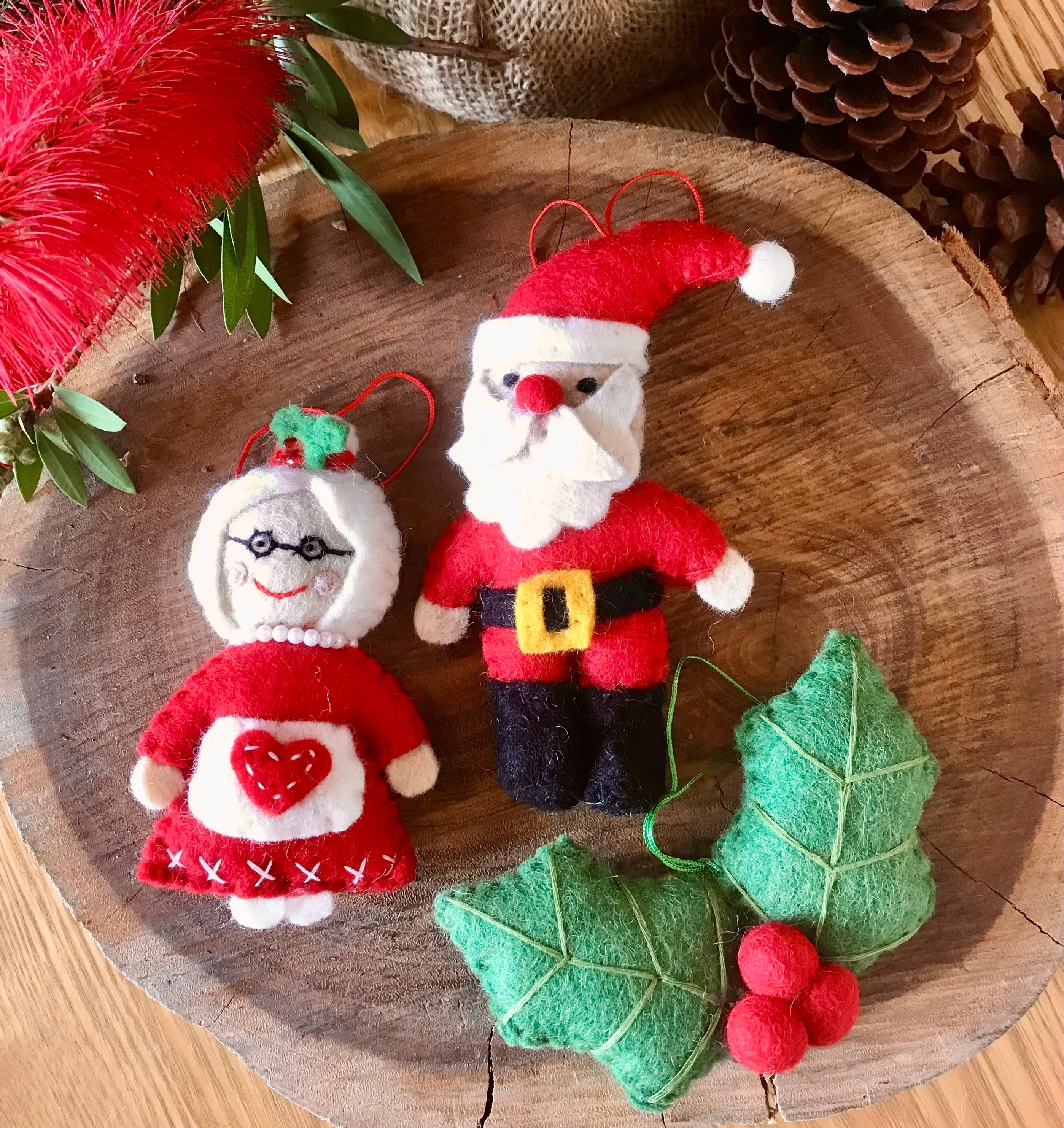 Claus Couple Ornaments